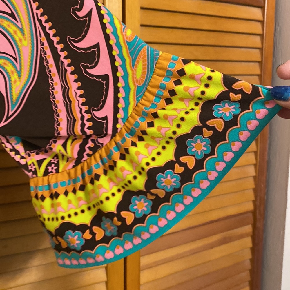 Groovy cute dress